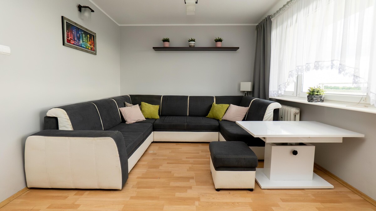 Elbląg TO MY SPRZEDAJEMYNIERUCHOMOŚCI W TYM MIEŚCIEBIURO NIERUCHOMOŚCIAMERICAN HOMEFOR SALE - 3 POKOJE -