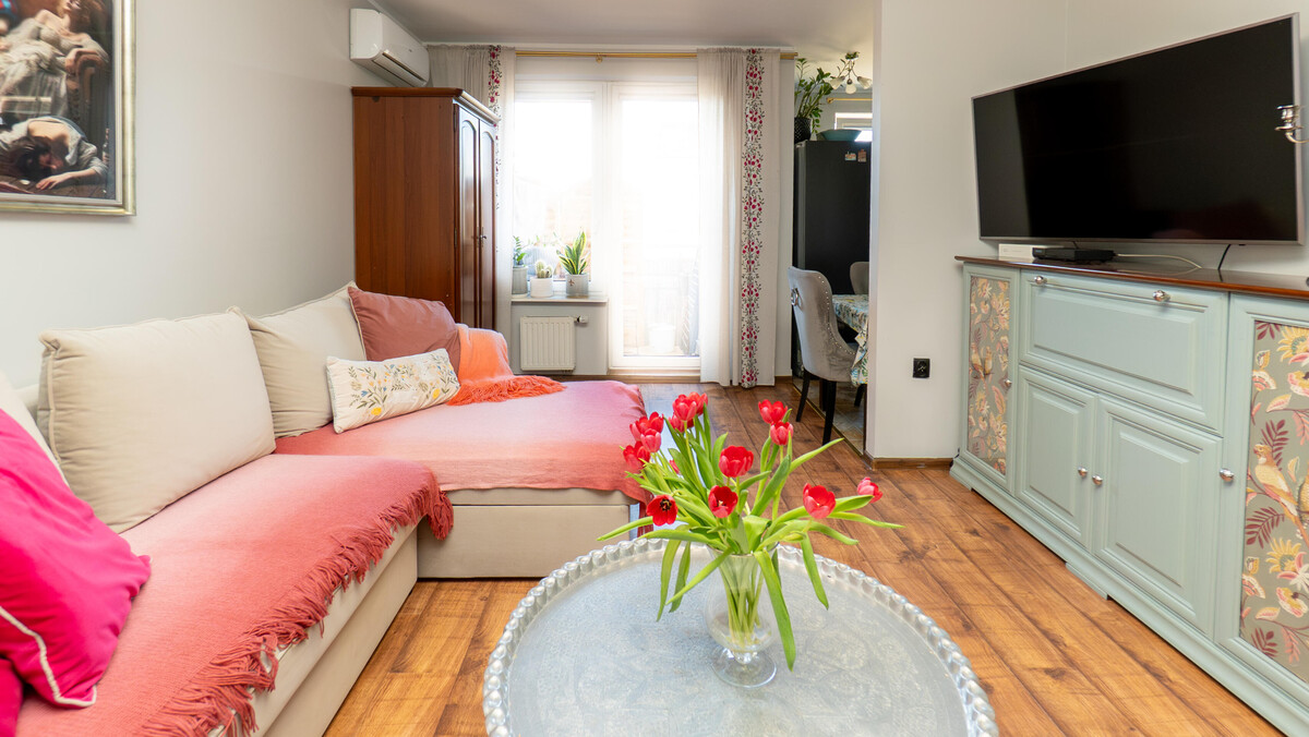 Elbląg TO MY SPRZEDAJEMYNIERUCHOMOŚCI W TYM MIEŚCIEBIURO NIERUCHOMOŚCIAMERICAN HOMEFOR SALE - 2 POKOJE - 3 MAJA