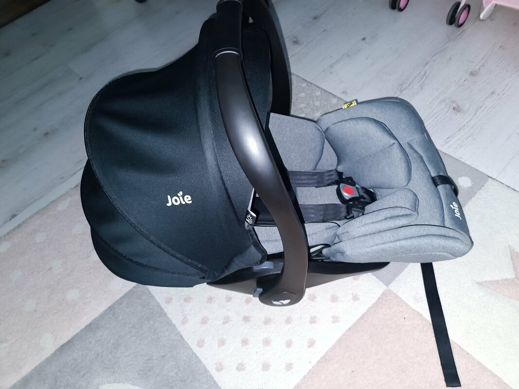 Elbląg Sprzedam fotelik samochodowy Joie z bazą ISOFIX.
Zestaw w pełni sprawny, czysty, zadbany, używany przez jedno