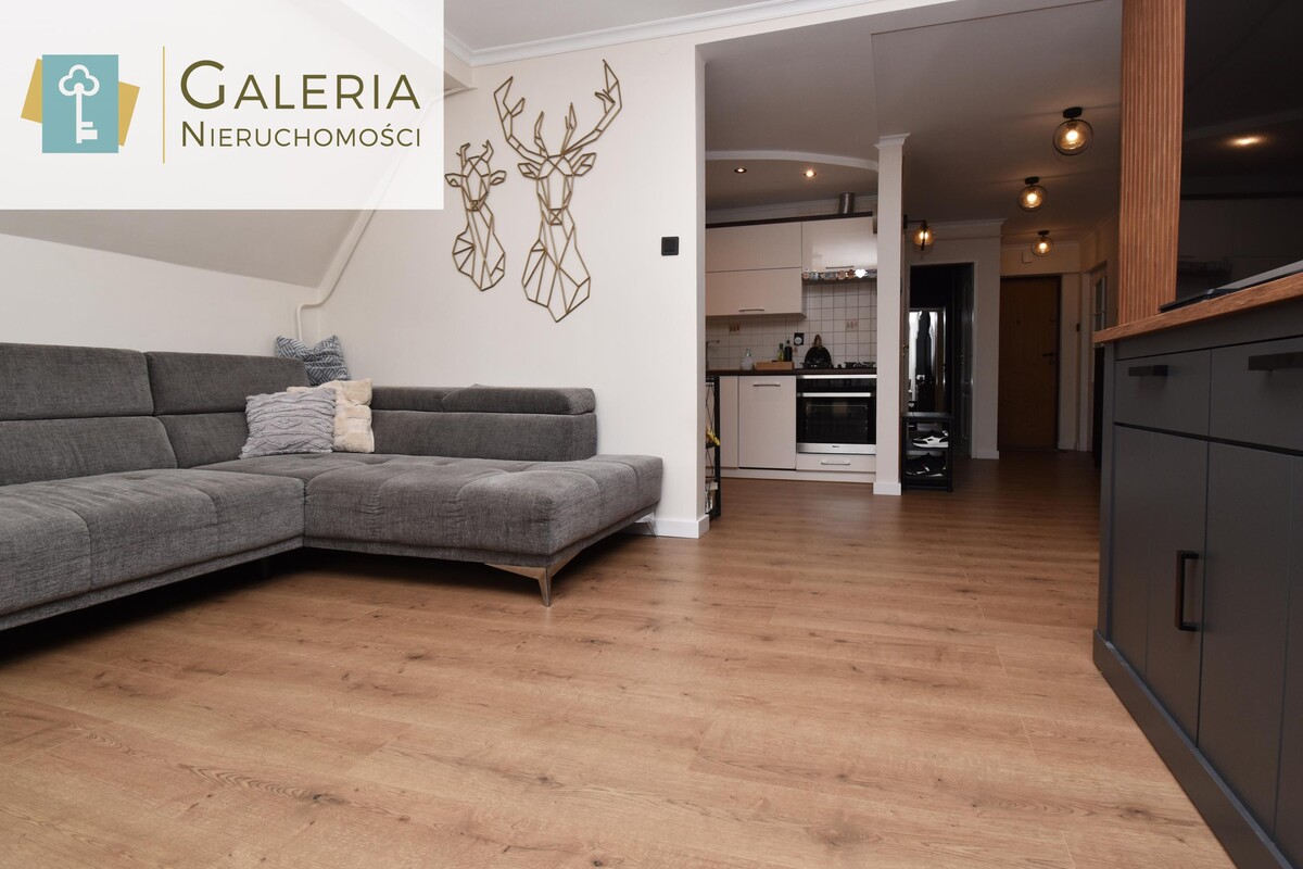 Elbląg GALERIA NIERUCHOMOŚCIZ pasji i miłości do nieruchomościNa sprzedaż: 4-pokojowe mieszkanie w ciepłym,