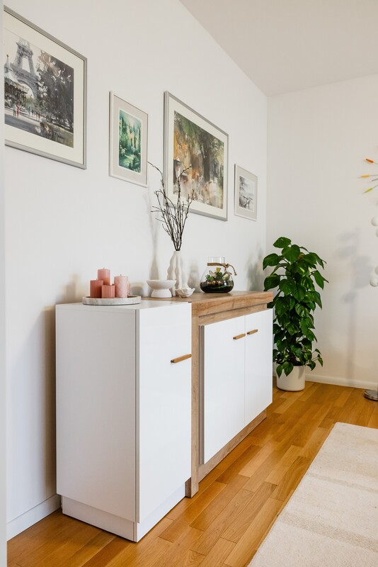 Elbląg Sprzedam mieszkanie 2 pokojowe, 53,77 m2 na osiedlu przy ul. Łęczyckiej. Gotowe do zamieszkania.