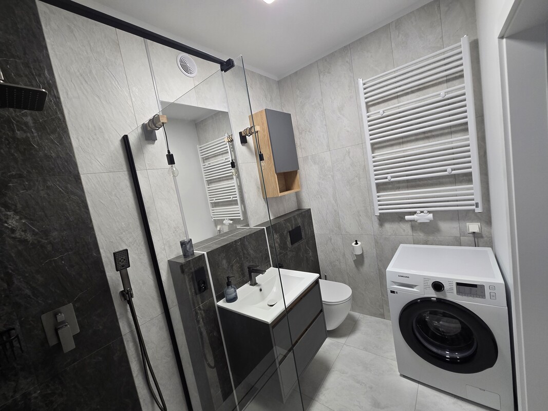 Elbląg Nowoczesne mieszkanie w sercu Starego Miasta – cisza, komfort