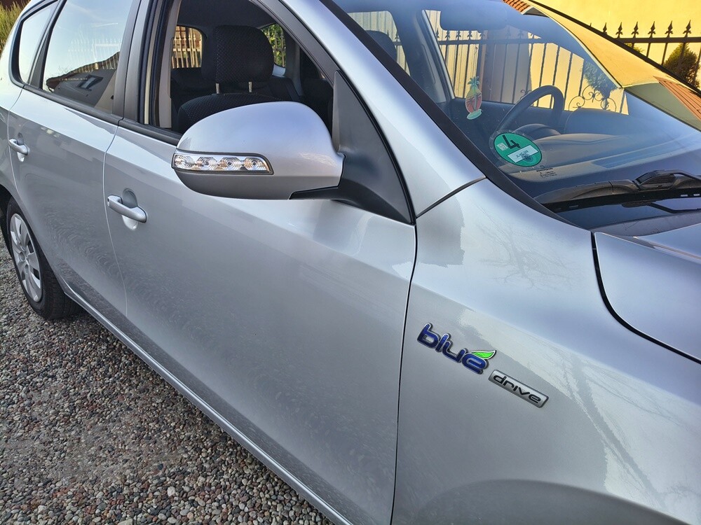 Elbląg HYUNDAI I30 KOMBISILNIK : 1.6 126KM Benzyna!Bogata wersja wyposażenia!
