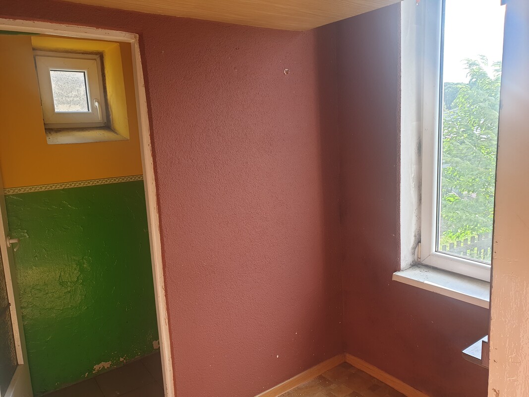 Elbląg MEGA-CONSULT NIERUCHOMOŚCI - WYCENA, KUPNO, SPRZEDAŻ, WYNAJEMOFERUJEMY LOKAL MIESZKALNY DO REMONTU —