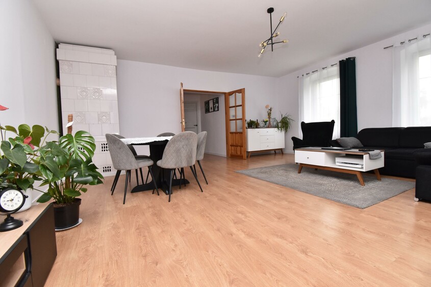 Elbląg GALERIA NIERUCHOMOŚCIZ pasji i miłości do nieruchomościNa sprzedaż: Gotowy do wprowadzenia się dom w zabudowie