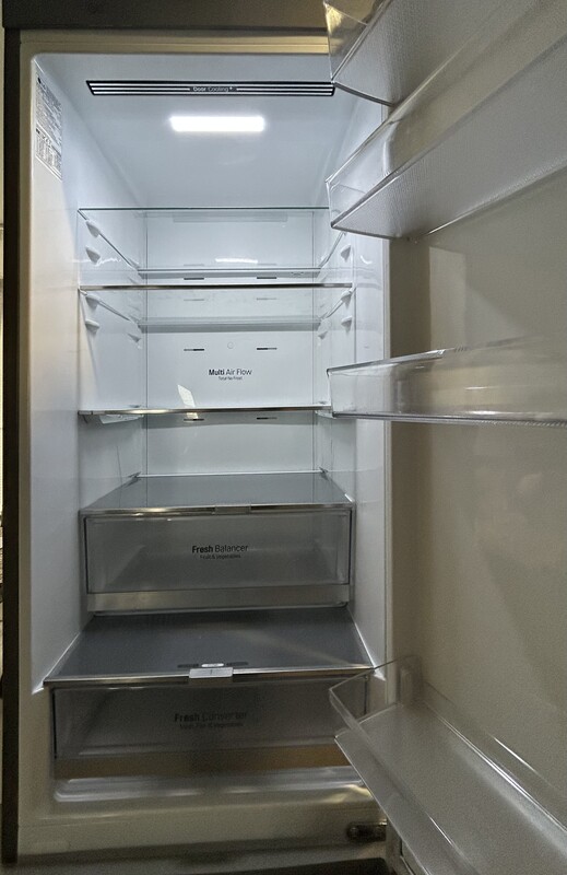 Elbląg Sprzedam lodówko-zamrażarkę firmy LG model GBB72NSDFN