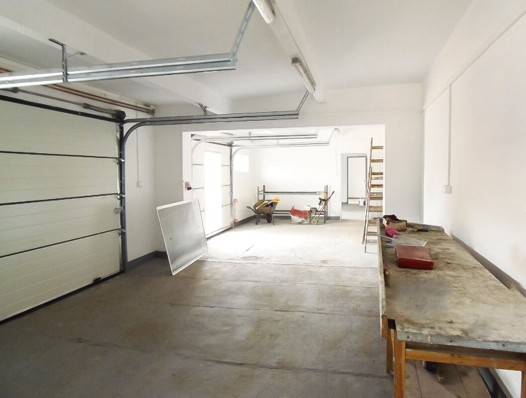 Elbląg 🏠  DE FACTO NIERUCHOMOŚCI  🏠    TWÓJ ZAUFANY PARTNER   BUDYNEK