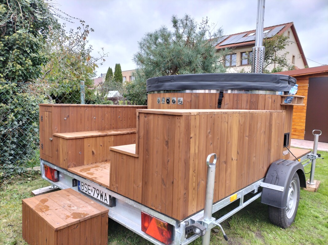 Elbląg 🌿 Wynajem Balii Mobilnej – Idealna na Imprezy i Romantyczne Wieczory! 🌿