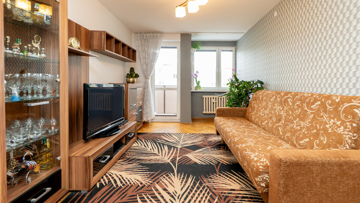 Elbląg TO MY SPRZEDAJEMYNIERUCHOMOŚCI W TYM MIEŚCIEBIURO NIERUCHOMOŚCIAMERICAN HOMEFOR SALE - 2 POKOJE - PUŁKOWNIKA
