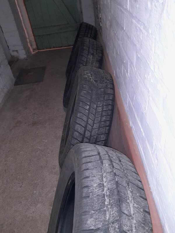 Elbląg Sprzedam opony zimowe 4x4 Barum Polaris3.225/65/17 2014.Odpowiadam na SMS-y