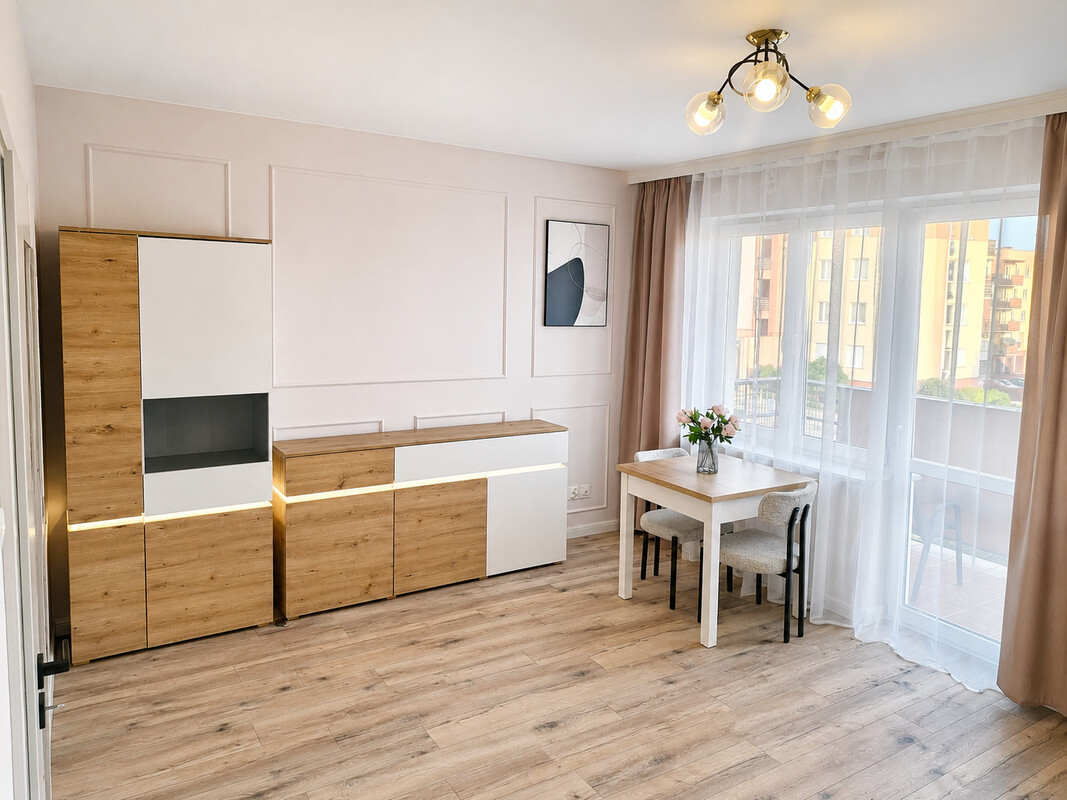 Elbląg Wynajmę komfortową kawalerkę w Elblągu (Nad Jarem) o pow. 36 m2 z dużym balkonem 🏙️