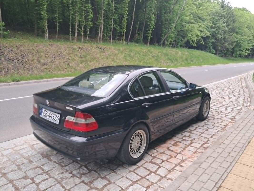 Elbląg Na sprzedaż BMW e46 318d 2004 rok 🚗BMW Seria 3 – Klasyczny sedan z 2004 roku, znany z solidności