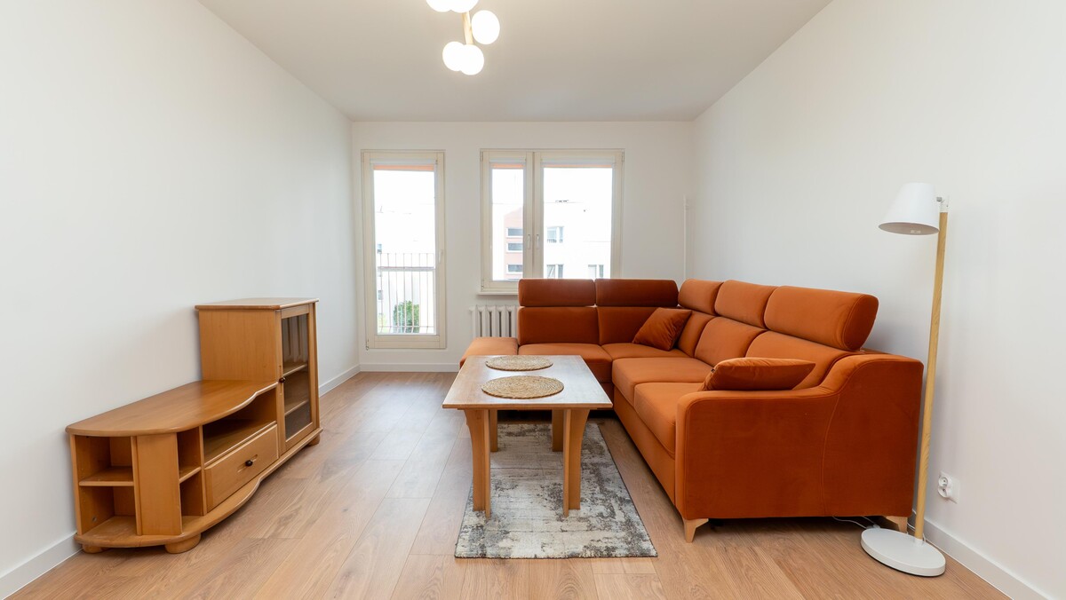 Elbląg TO MY SPRZEDAJEMYNIERUCHOMOŚCI W TYM MIEŚCIEBIURO NIERUCHOMOŚCIAMERICAN HOMEWYNAJMĘ - 2 POKOJE -