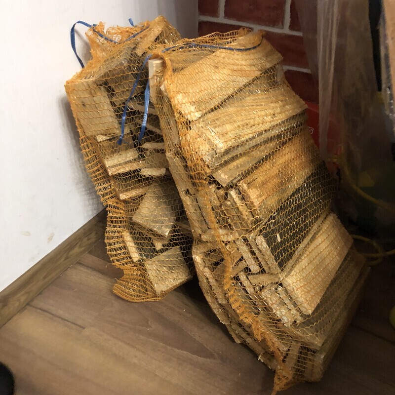 Elbląg Drewno suche w workach duże nie sklepowe 
Cena za worek 15 zł