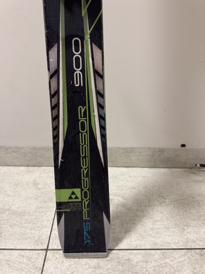 Elbląg Sprzedam moje narty, używane przeze mnie przez około 8 sezonów, Fischer ProgressorF900,175cm, w zestawie z