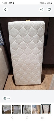 Elbląg Sprzedam używaną kołyskę drewnianą. Stan bardzo dobry- posiada lekkie zadrapania, ale nie przeszkadzają w