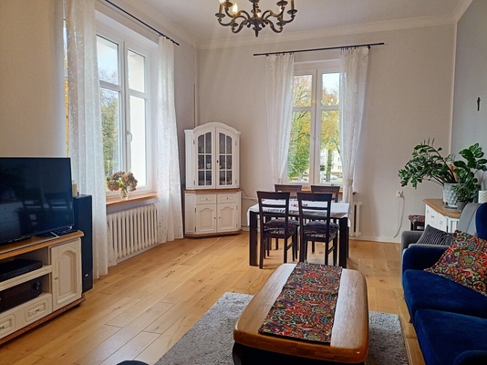 Elbląg 🏡 Przestronne 4-pokojowe mieszkanie 96,1 m2 na pierwszym piętrze z tarasem i z dwiema łazienkami w