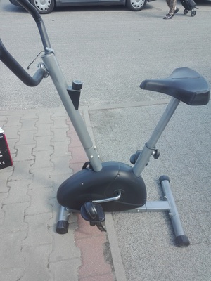 Elbląg Solidny rower stacjonarny do ćwiczeń. Sprawny. Brak licznika