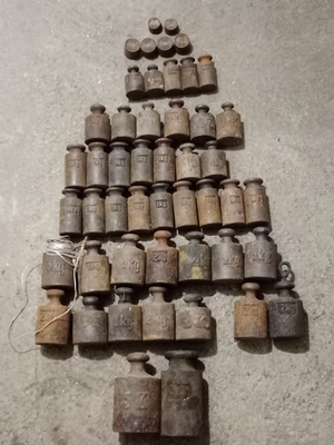Elbląg Sprzedam odważnik z czasem PRL-U. Cena 7 zł/ kilogram. Odbiór osobisty Elbląg lub możliwość wysyłki zapraszam