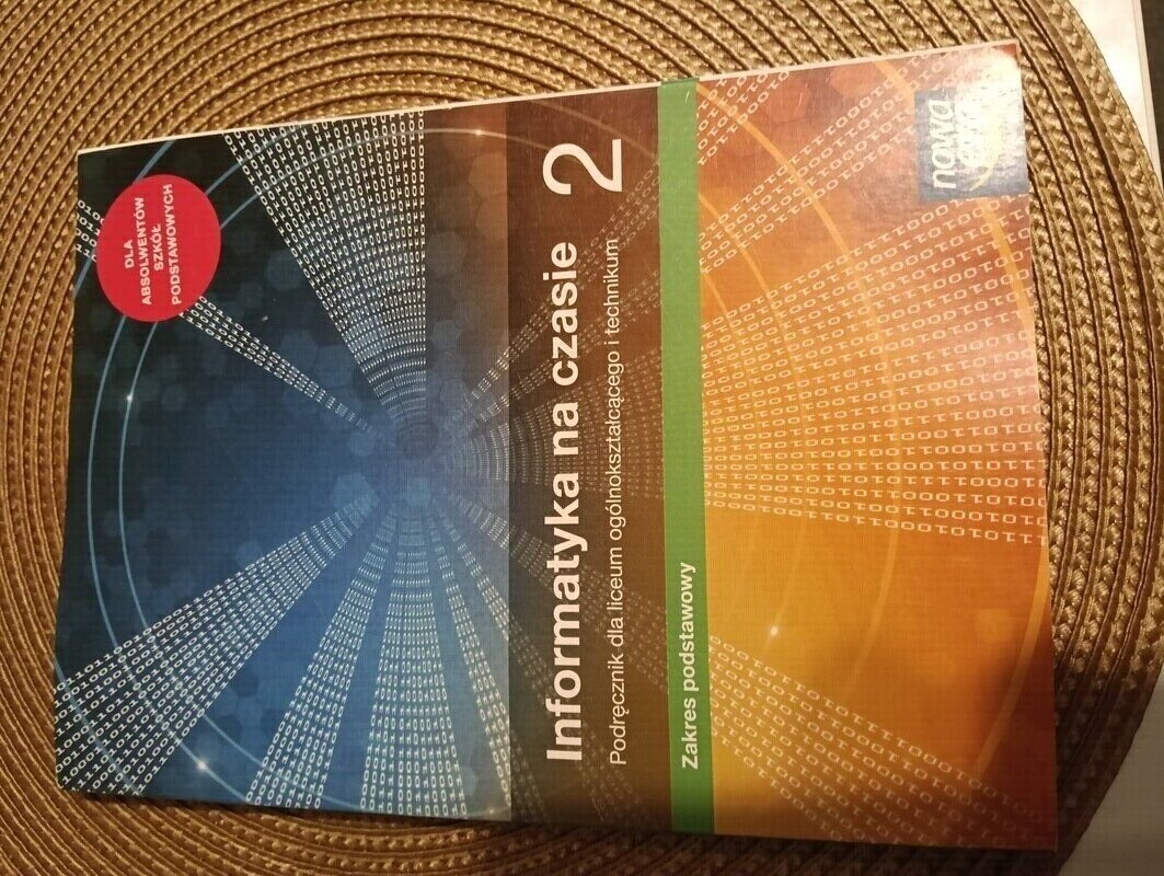 Elbląg Sprzedam podręczniki dla klasy 2.3 i 4 liceum i technikum, klasa 4 matematyka i jeż, pół po 25,reszta po 15zl