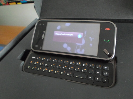 Elbląg Sprzedam kilka telefonów klasyki-okazja Motorola V3 z klapka, ładowarka, sprawna, simlock orange, lub druga