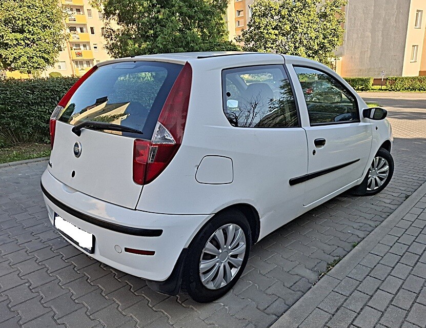 Elbląg FIAT PUNTO FL1.2 BenzynaPrzebieg 126 tyś. kmSerwisowany