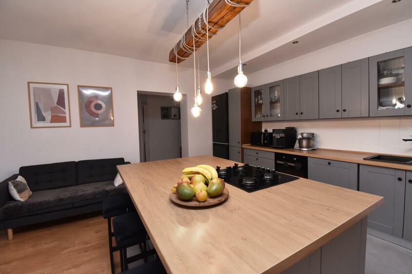 Elbląg GALERIA NIERUCHOMOŚCIZ pasji i miłości do nieruchomościNa sprzedaż: Gotowy do wprowadzenia się dom w zabudowie