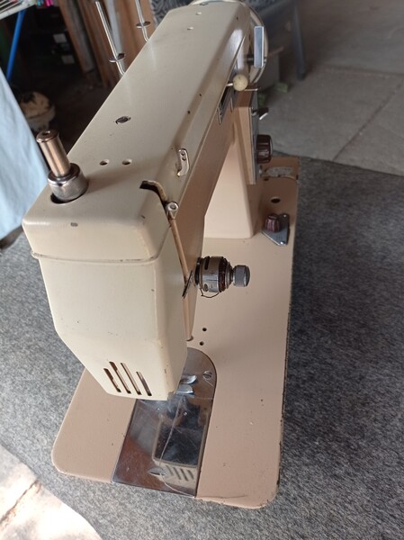 Elbląg Maszyna do szycie Walter. Stan widoczny na fotografiach. Sprzedaję samą maszynę ! Mam jeszcze inne maszyny do