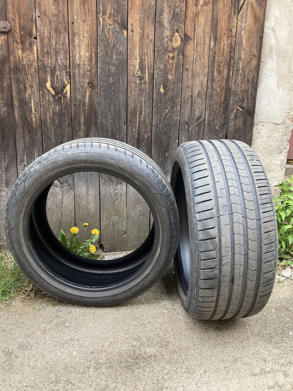 Elbląg Sprzedam 2 opony letnie 245/40/18