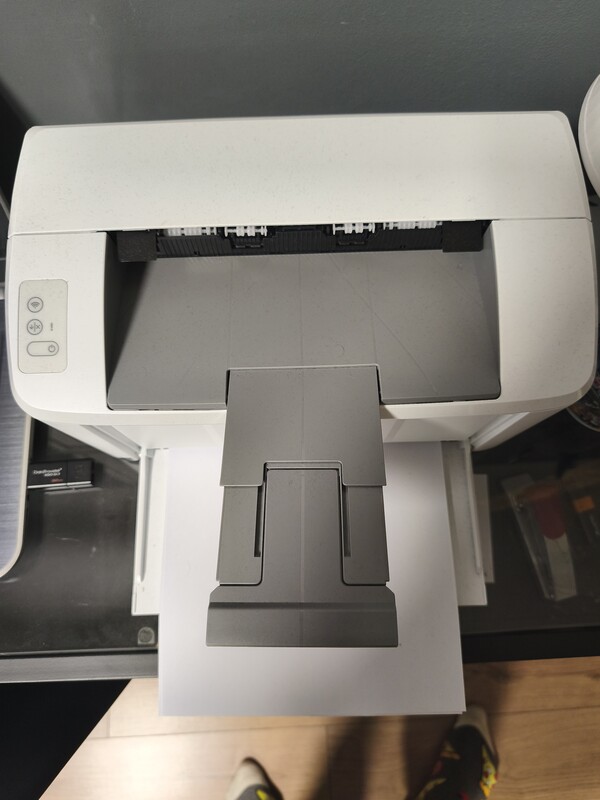 Elbląg Sprzedam pilnie konsolę PlayStation 5 z padem oraz grą FC 26.Gratis dokładam drukarkę HP. Wszystko w pełni