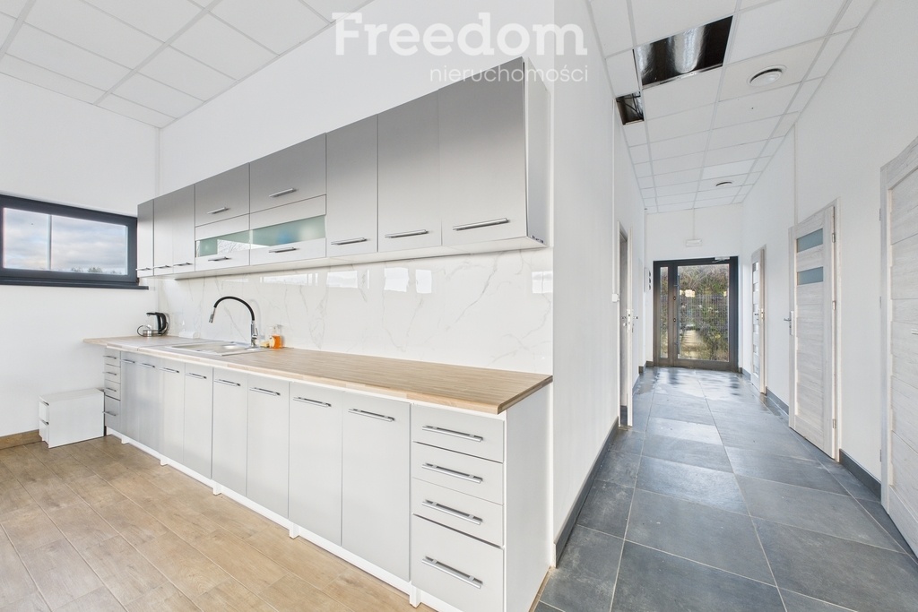 Elbląg FREEDOM NIERUCHOMOŚCISprzedam lokal użytkowy - Elbląg, Stanisława Sulimy. Przedmiotem sprzedaży jest