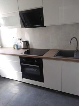 Elbląg Wynajmę komuś mieszkanie kawalerkę 30m2 z balkonem na czas od 1 do kilku tygodni na okoliczności takie jak: na