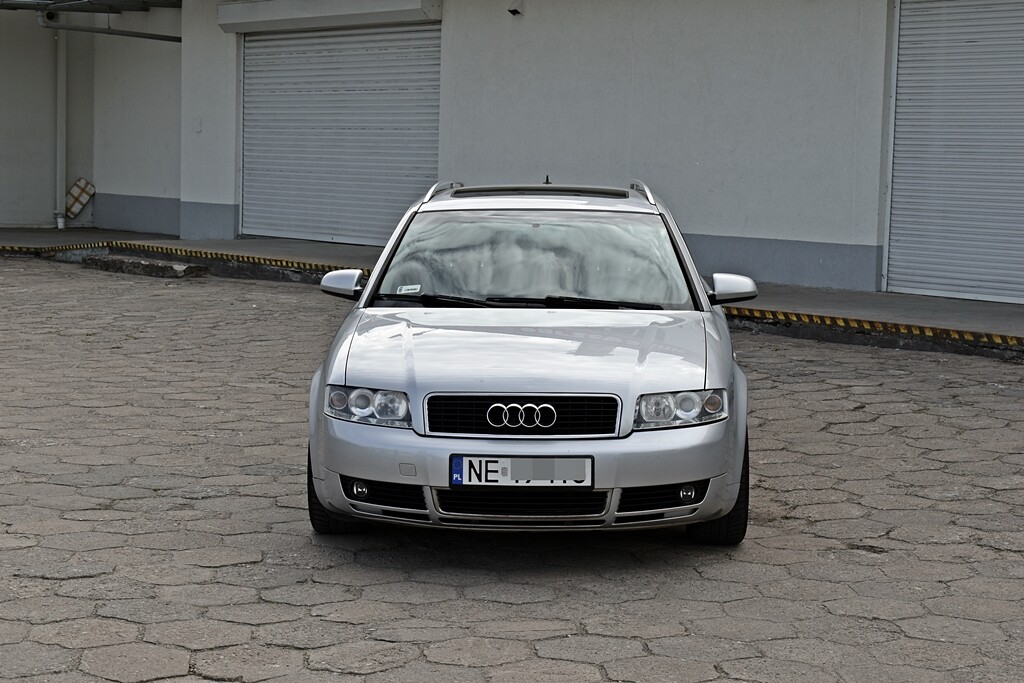 Elbląg AUDI A4 B6 AVANT2004 ROK, 2.0 benzynaAUTOMATAuto zadbane, bez oznak korozjiBogate wyposażenieDodatkowy kpl.