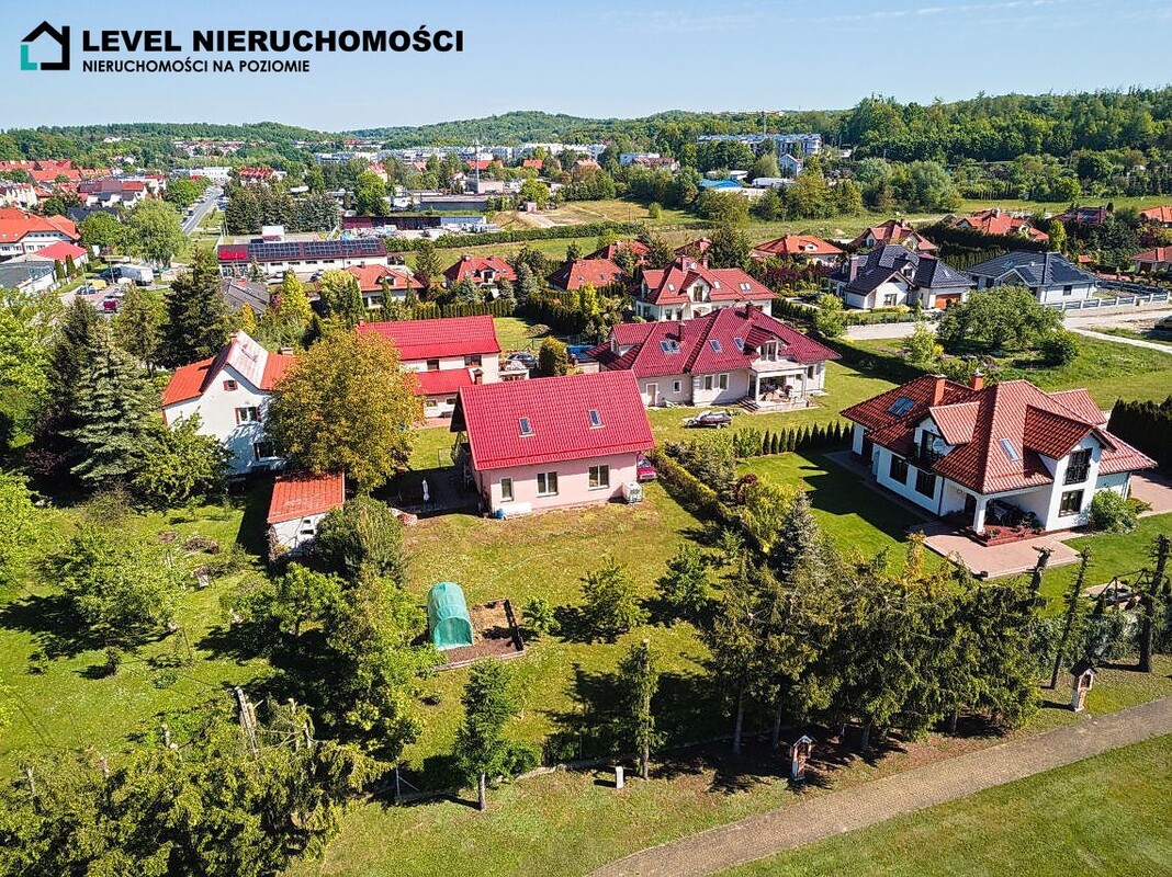 Elbląg LEVEL NIERUCHOMOŚCI Dom, warsztat na dużej działce w mieście Zabudowa 257m2,działka 1340m2