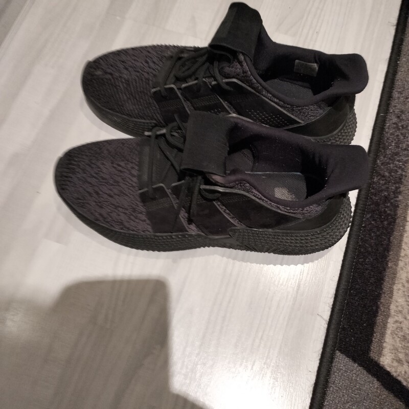 Elbląg Wyprzedaję buty męskie rozmiar 41,42,43,44,w różnych kolorach, adidasy, wyjściowe, czarne itd kurtka L czarna,