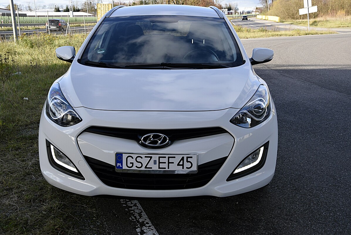 Elbląg Hyundai i30 kombi, 1.6 benzyna, 2014 rok, z oryginalnym przebiegiem Auto gotowe do jazdy bez wkładu