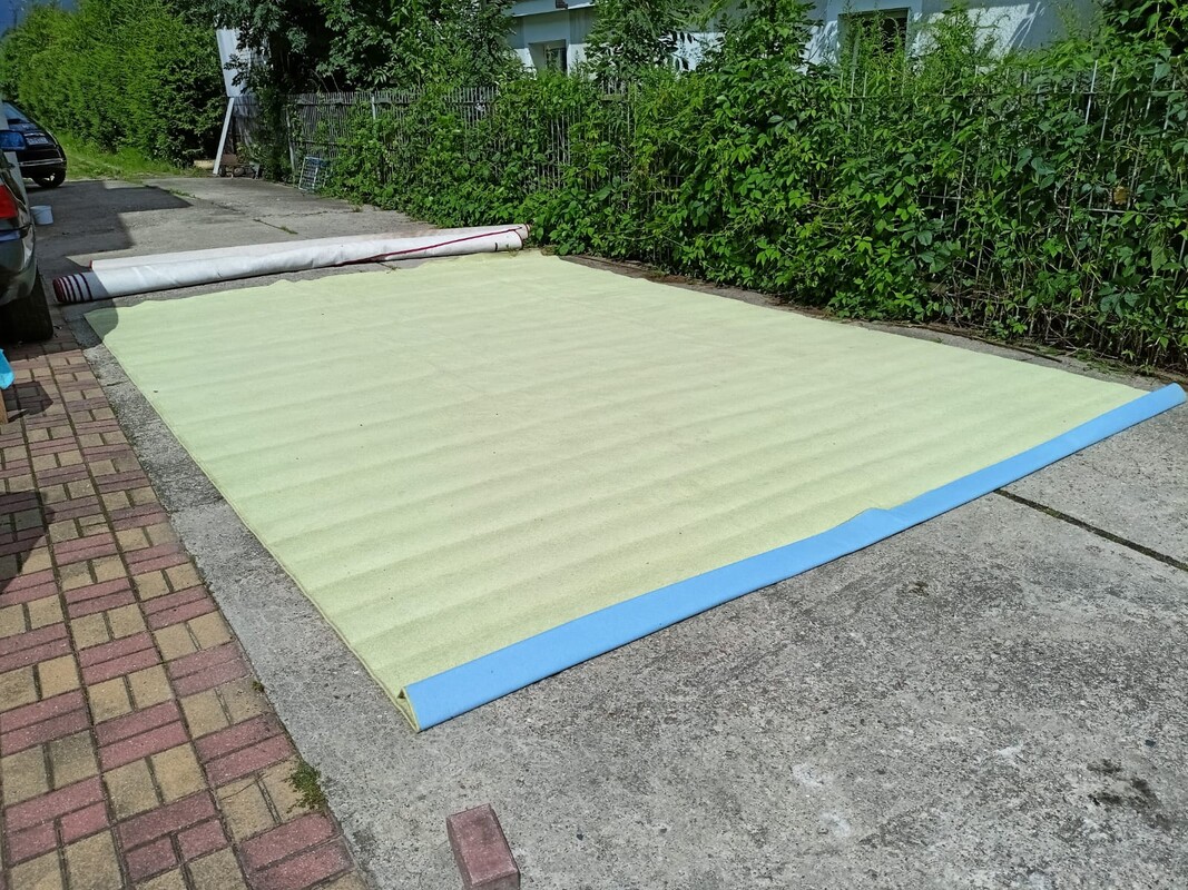 Elbląg Sprzedam wykładziny dywanowe, Pudrowy Róż 4,9 m x4 m, Różowy 6m x 3,96 m Groszkowy 6 m x 4m, Każda z