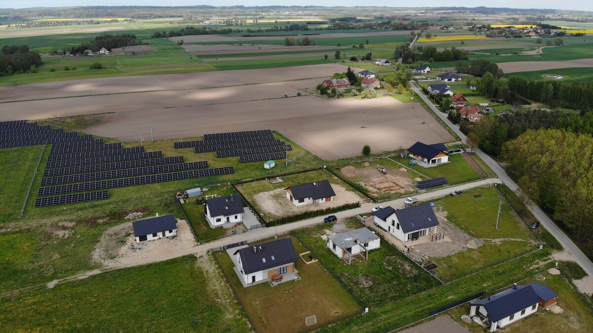 Elbląg * * * ABC NIERUCHOMOŚCI * * *POLECAMY!! DOM WOLNOSTOJĄCY PARTEROWY NA OSIEDLU DOMKÓW W MARIANCEpowierzchnia