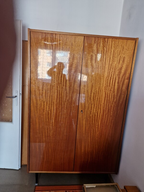 Elbląg Może komuś się przydadzą meble z PRL oddam meblościankę, tapczanopółkę, szafy, stoliki, szafka pod telewizor