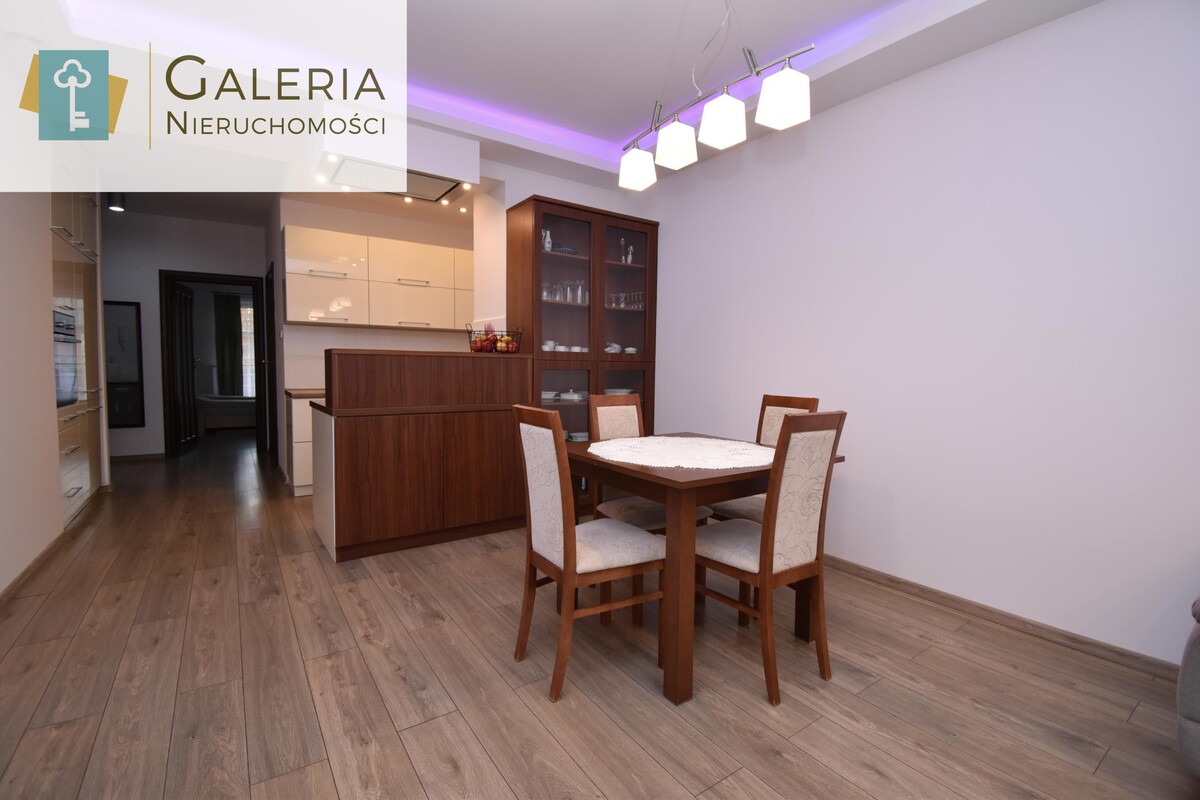 Elbląg GALERIA NIERUCHOMOŚCIZ pasji i miłości do nieruchomościNa sprzedaż: Mieszkanie na  starówce z dwoma