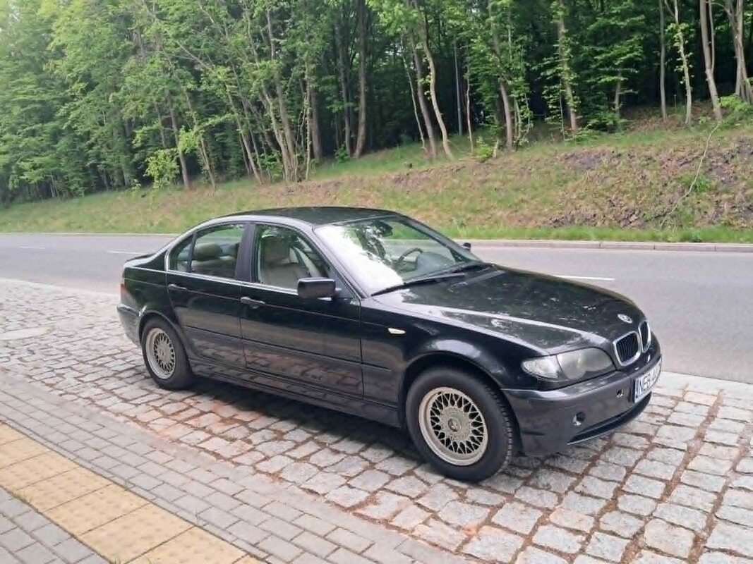 Elbląg Na sprzedaż BMW e46 318d 2004 rok 🚗BMW Seria 3 – Klasyczny sedan z 2004 roku, znany z solidności
