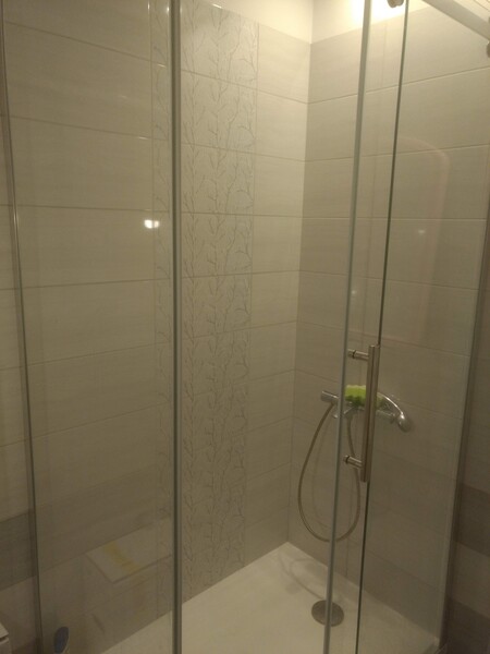 Elbląg Wykonam remont mieszkania łazienki układanie płytek paneli podłogowych zabudowy karton gips szpachlowanie