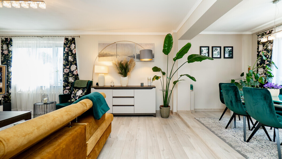 Elbląg TO MY SPRZEDAJEMYNIERUCHOMOŚCI W TYM MIEŚCIEBIURO NIERUCHOMOŚCIAMERICAN HOMEFOR SALE - DOM - DĘBOWA