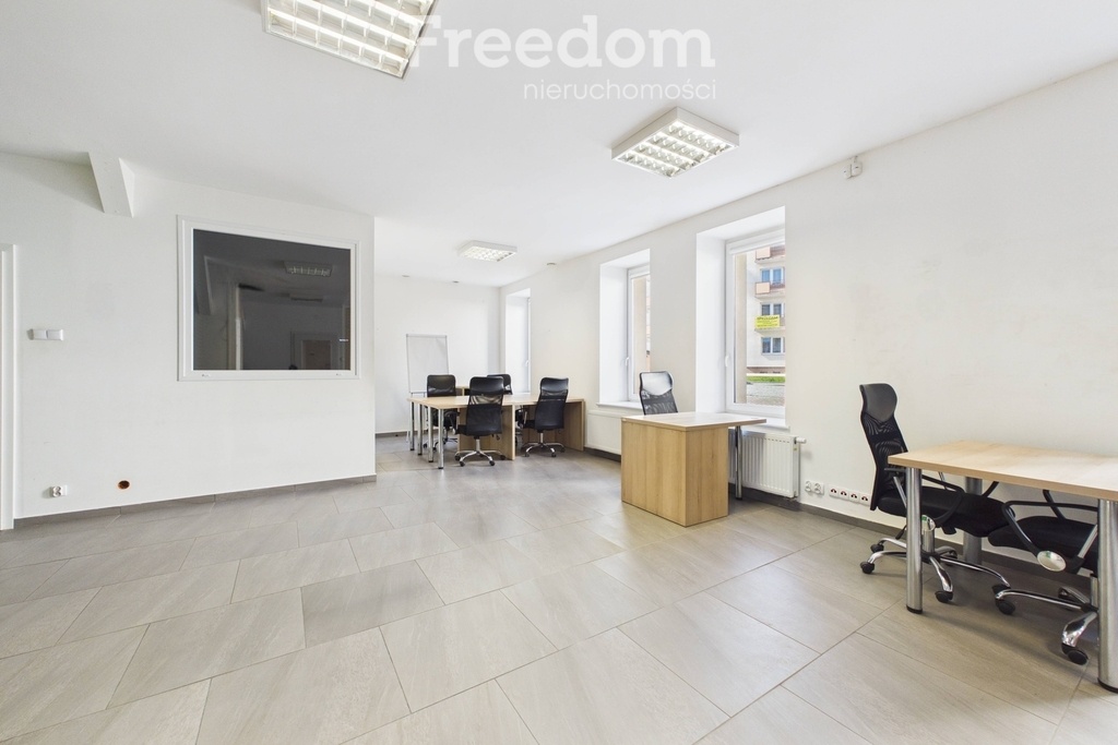 Elbląg FREEDOM NIERUCHOMOŚCISprzedam lokal użytkowy - Elbląg, Zacisze. Lokalizacja ma znaczenie, ale równie ważna