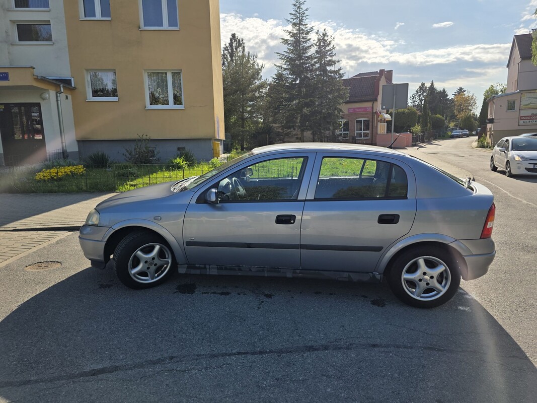 Elbląg Sprzedam opla astrę.