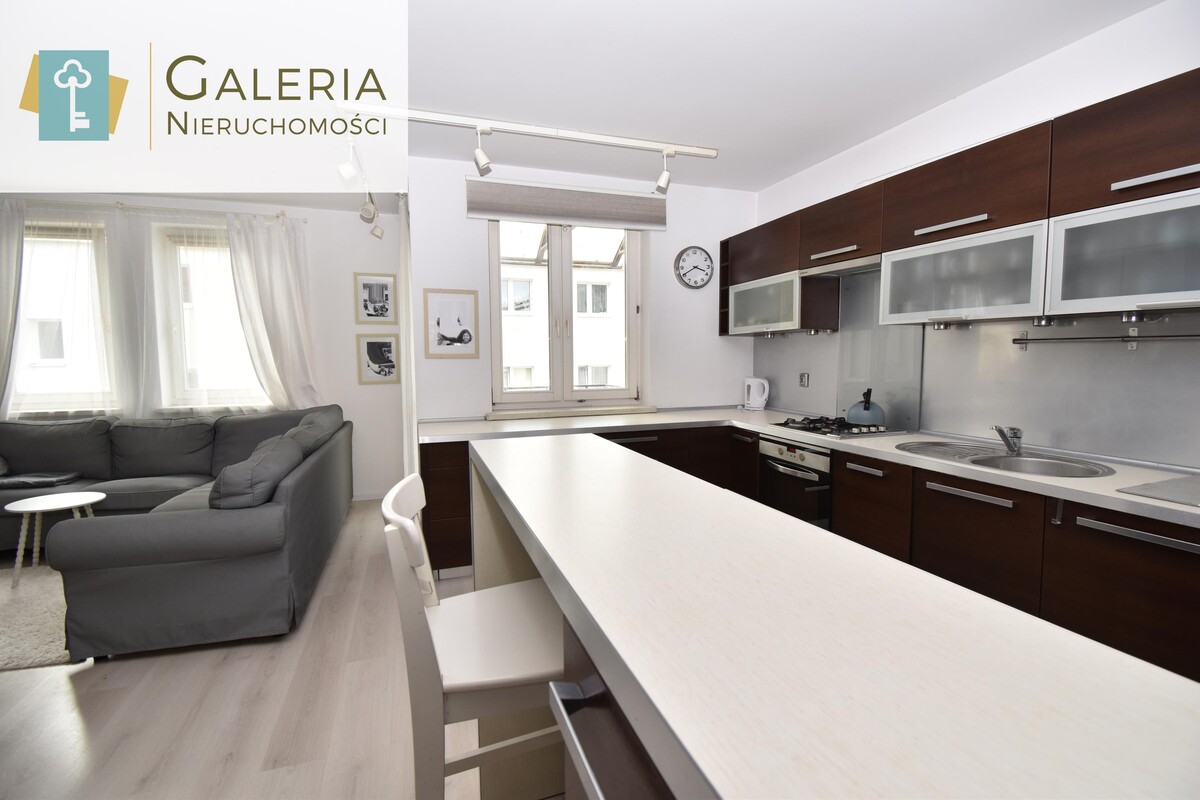 Elbląg GALERIA NIERUCHOMOŚCIZ pasji i miłości do nieruchomościNa sprzedaż: 3 pokojowe mieszkanie z balkonem gotowe do