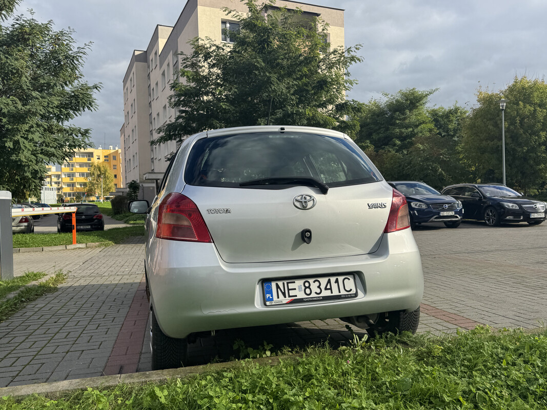 Elbląg Sprzedam Toyotę Yaris 1.3 87KM z salonu – 2 właściciel 🚗Stan dobry, zadbany, świeże opony i