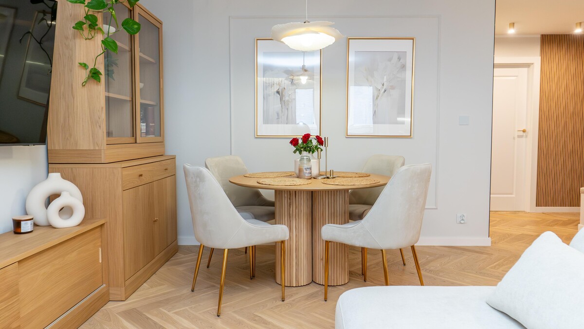 Elbląg TO MY SPRZEDAJEMYNIERUCHOMOŚCI W TYM MIEŚCIEBIURO NIERUCHOMOŚCIAMERICAN HOMEFOR SALE - 3 POKOJE -