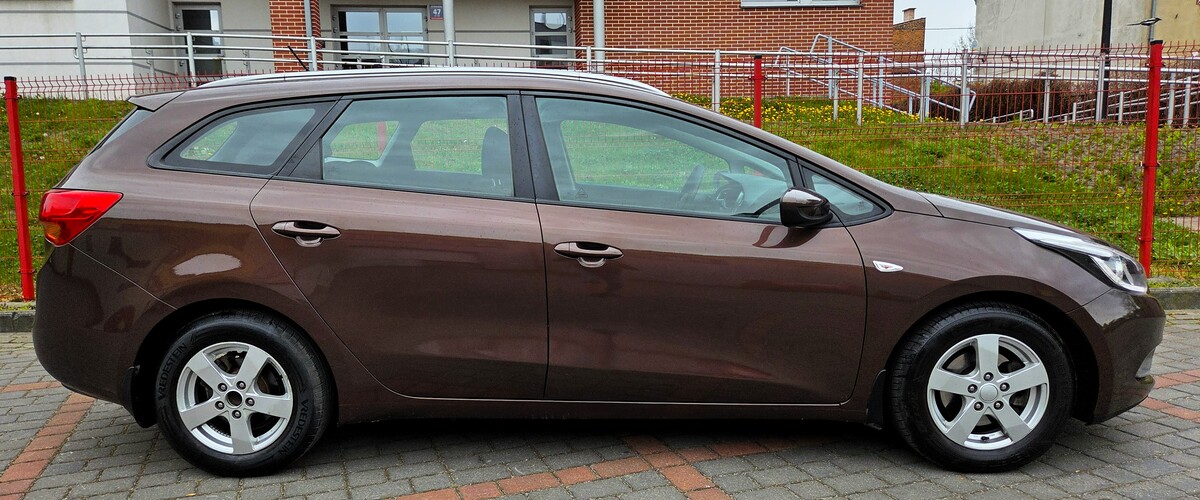 Elbląg KIA CEED 1,6Benzyna 135km 2015Rok Idealny Stan Bardzo Bogata Salon Polska-Ledy Wspomaganie Kierownicy Zestaw