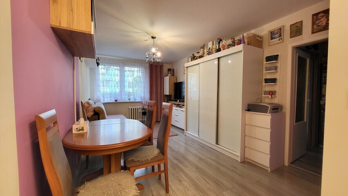 Elbląg KWADRAT NIERUCHOMOŚCI2 pokojeparterpo remonciemedia z miastaSM Sielanka - centrum miasta